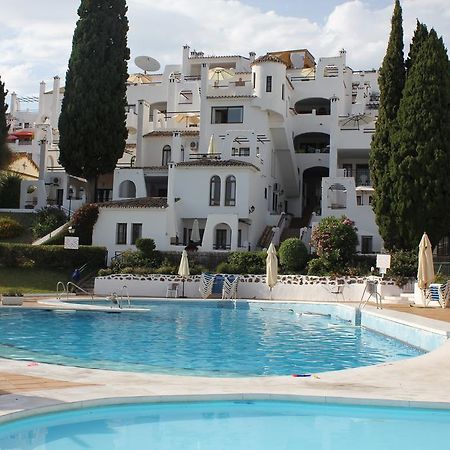 Apartamento Turistico Pueblo Evita Apartment Benalmadena Luaran gambar