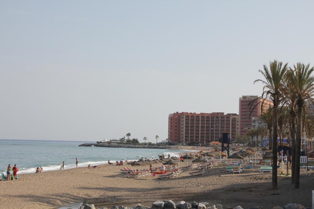 Apartamento Turistico Pueblo Evita Apartment Benalmadena Luaran gambar